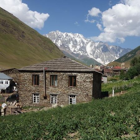 Caucasus Guesthouse Ushguli Eksteriør billede