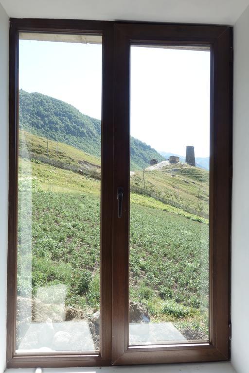 Caucasus Guesthouse Ushguli Eksteriør billede