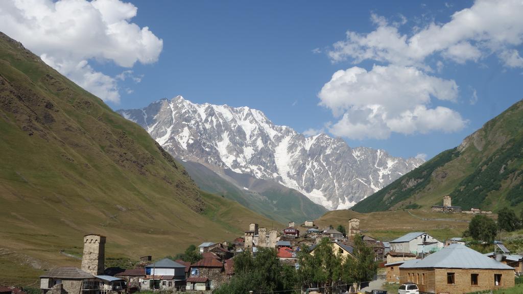 Caucasus Guesthouse Ushguli Eksteriør billede