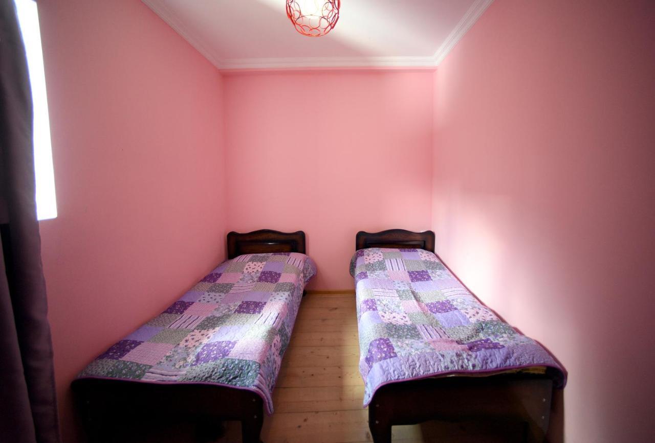 Caucasus Guesthouse Ushguli Eksteriør billede